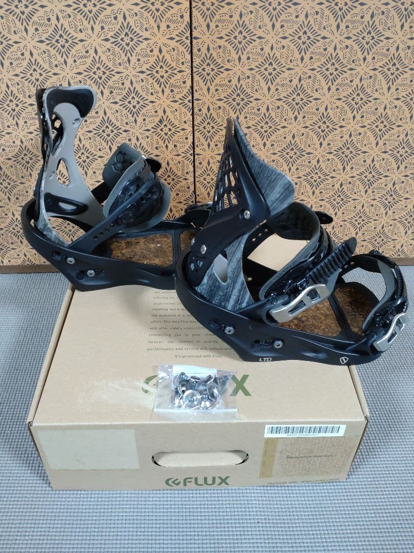 17-18 FLUX XV LTD Sサイズ フラックス ビンディング