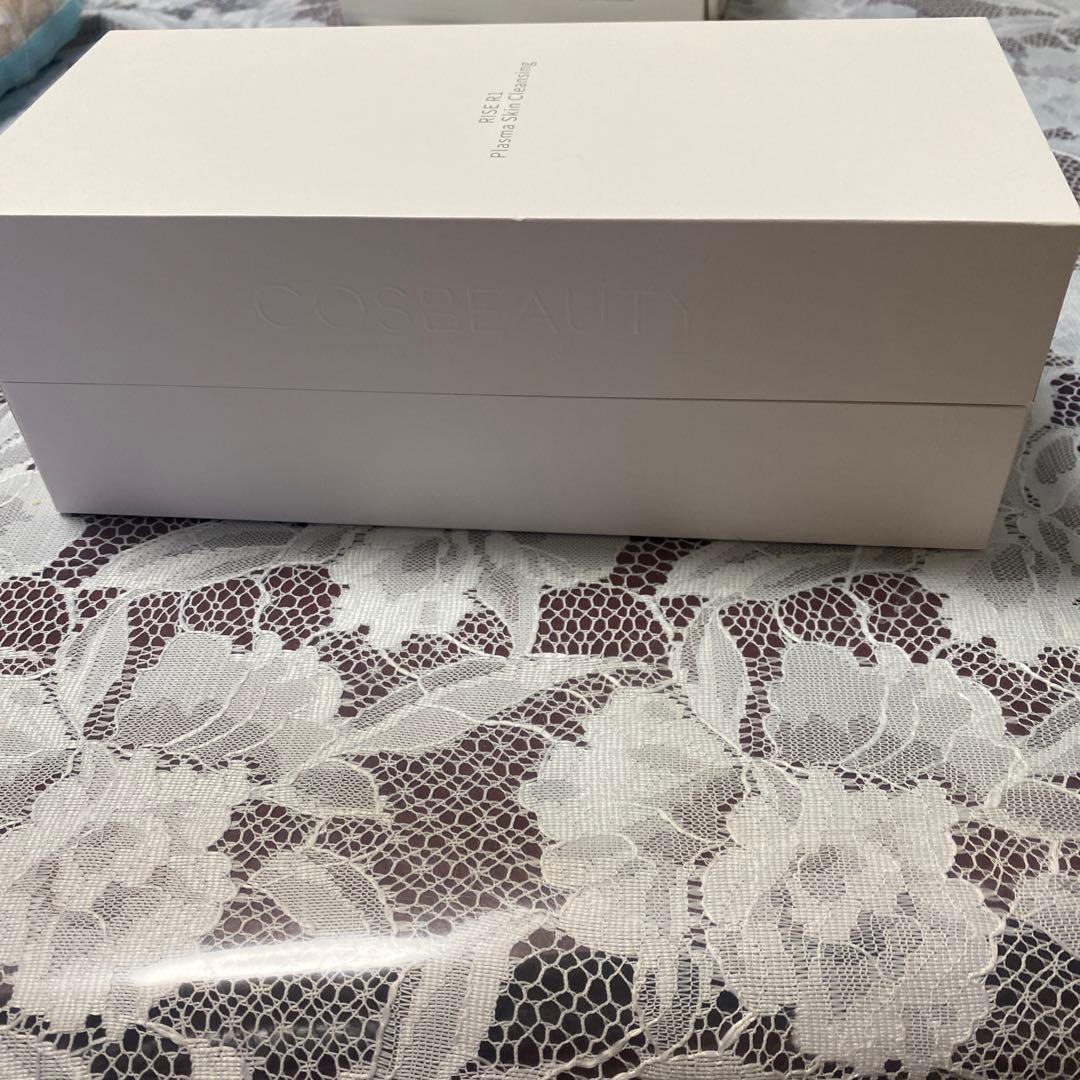 イオン導入♡コスメビューティープラズマ美顔器とピーリング美顔器が１つに