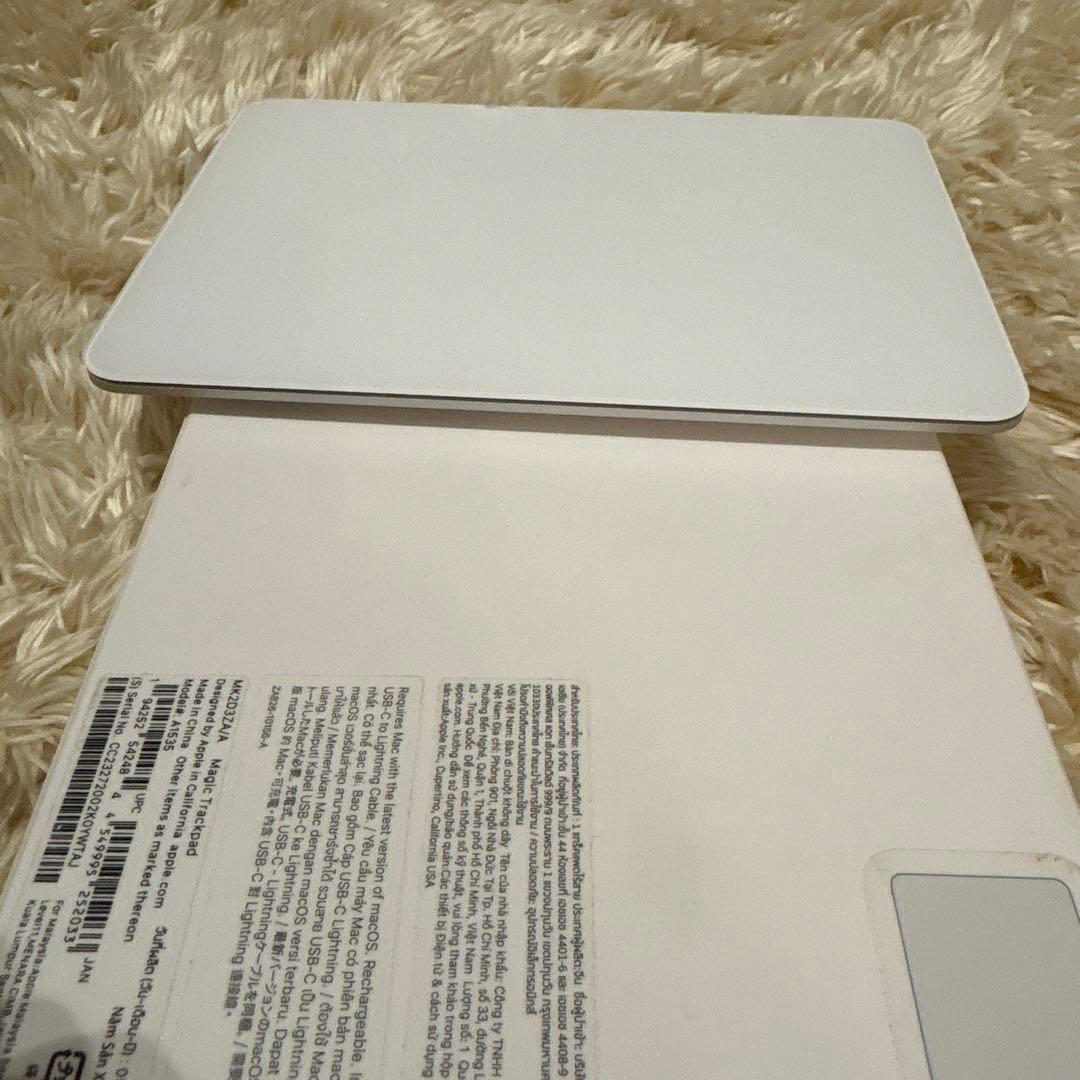 (超美品)Magic Trackpad ホワイト ライトニング充電ケーブル付き
