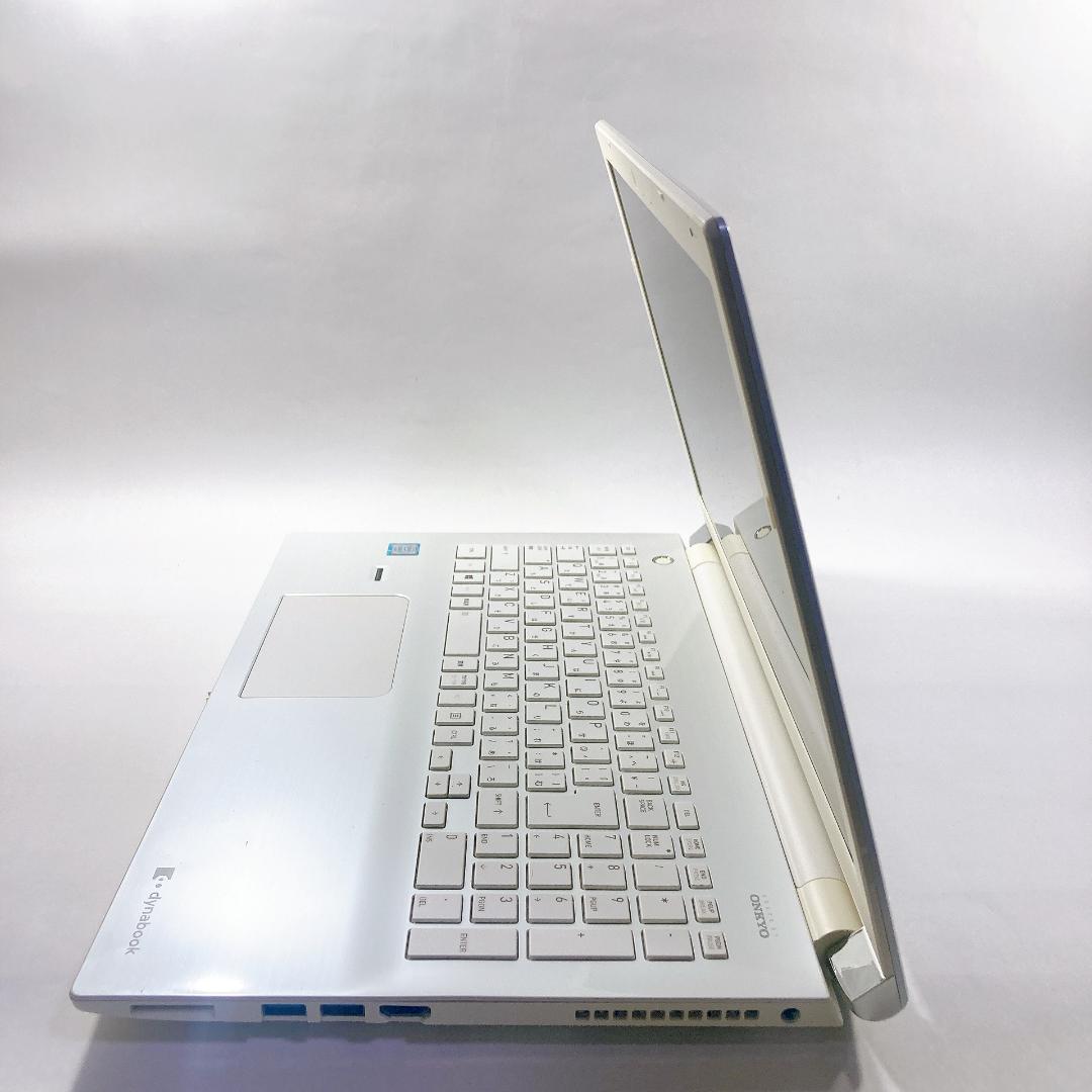 w117✨Core i7/SSD512GB /16GB/大画面の薄型✨ノートPC