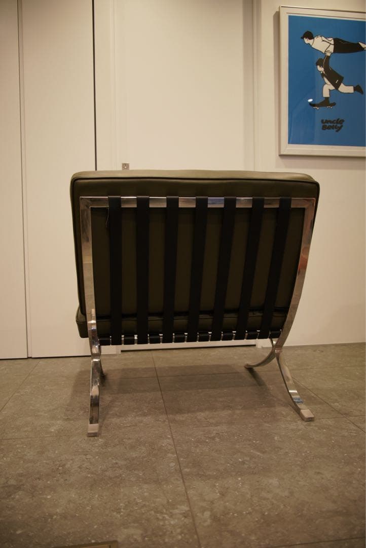 バルセロナチェア 1人掛け ソファ 本革 希少 オリーブ色 リプロダクト