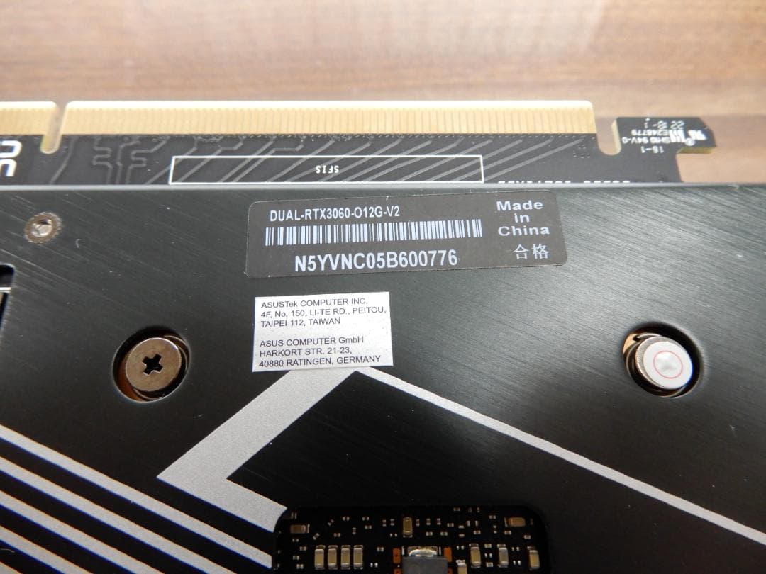 ASUS GeForce RTX グラフィックボード