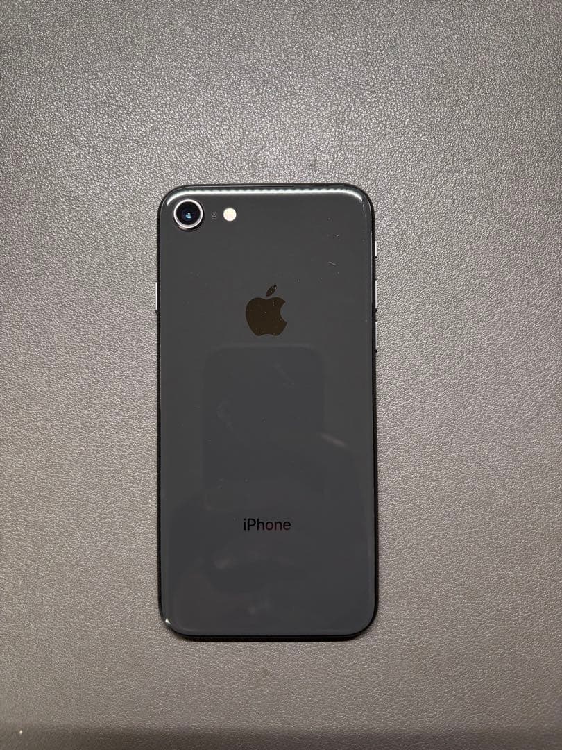 iPhone8 64GB SIMフリー スペースグレイ