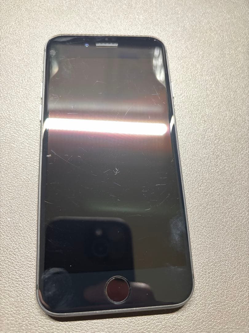 iPhone8 64GB SIMフリー スペースグレイ