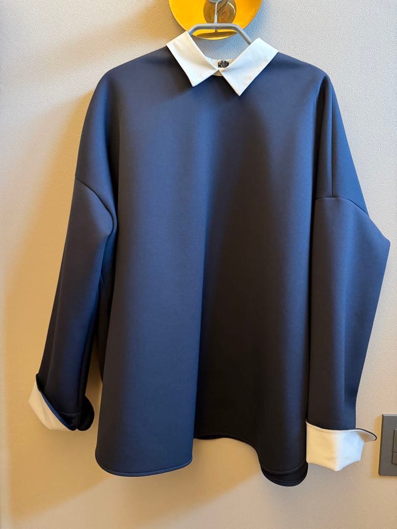 LE PHIL ルフィル スキューバーダンボールブラウス　ネイビー