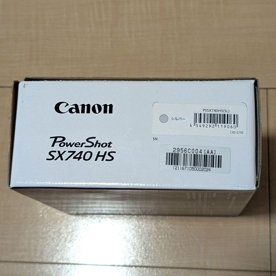 Canon　キャノン PowerShot SX740 HS 本体　シルバー 展示