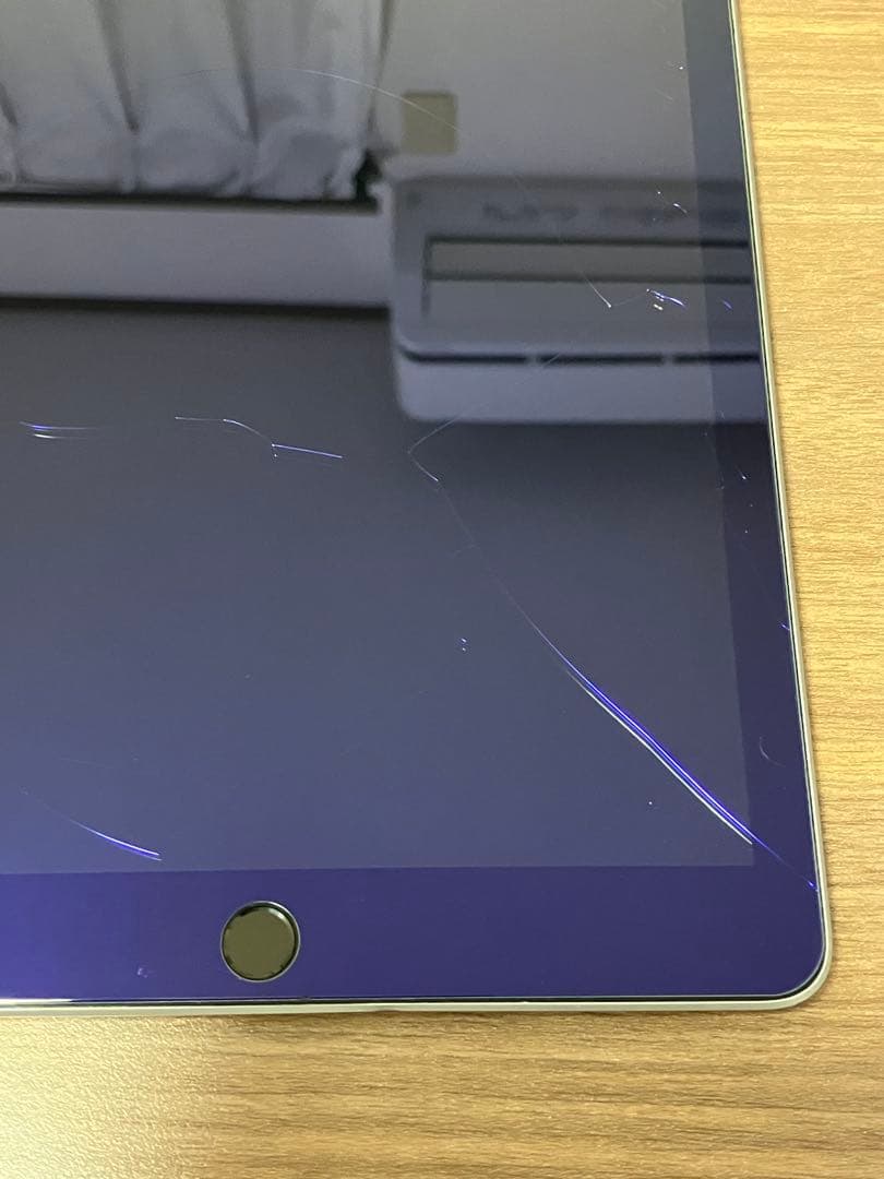 iPad 第6世代 32GB Wi-Fi＋Cellularモデル