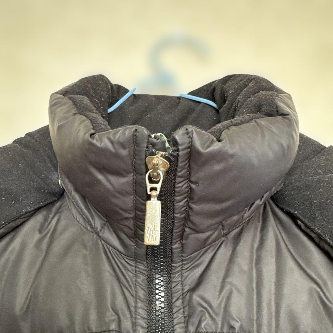 MONCLER　　メンズダウンコート　ジャケット