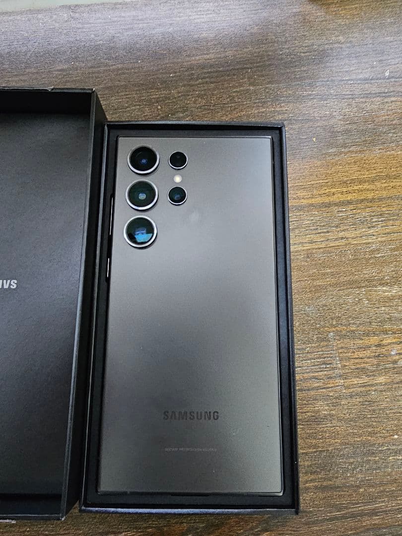 galaxy s24 ultra 256gbsimフリー ほぼ未使用