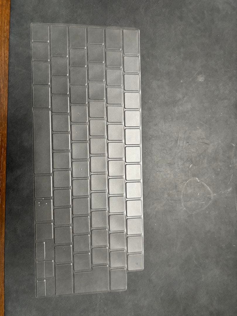 MacBook air M4 メモリ32GB 10コア　2TB