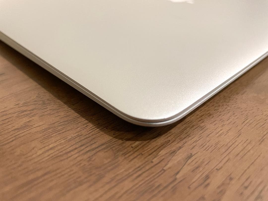 MacBook Air 13\"　2017　i5　8GB　121GB　まずまず美品