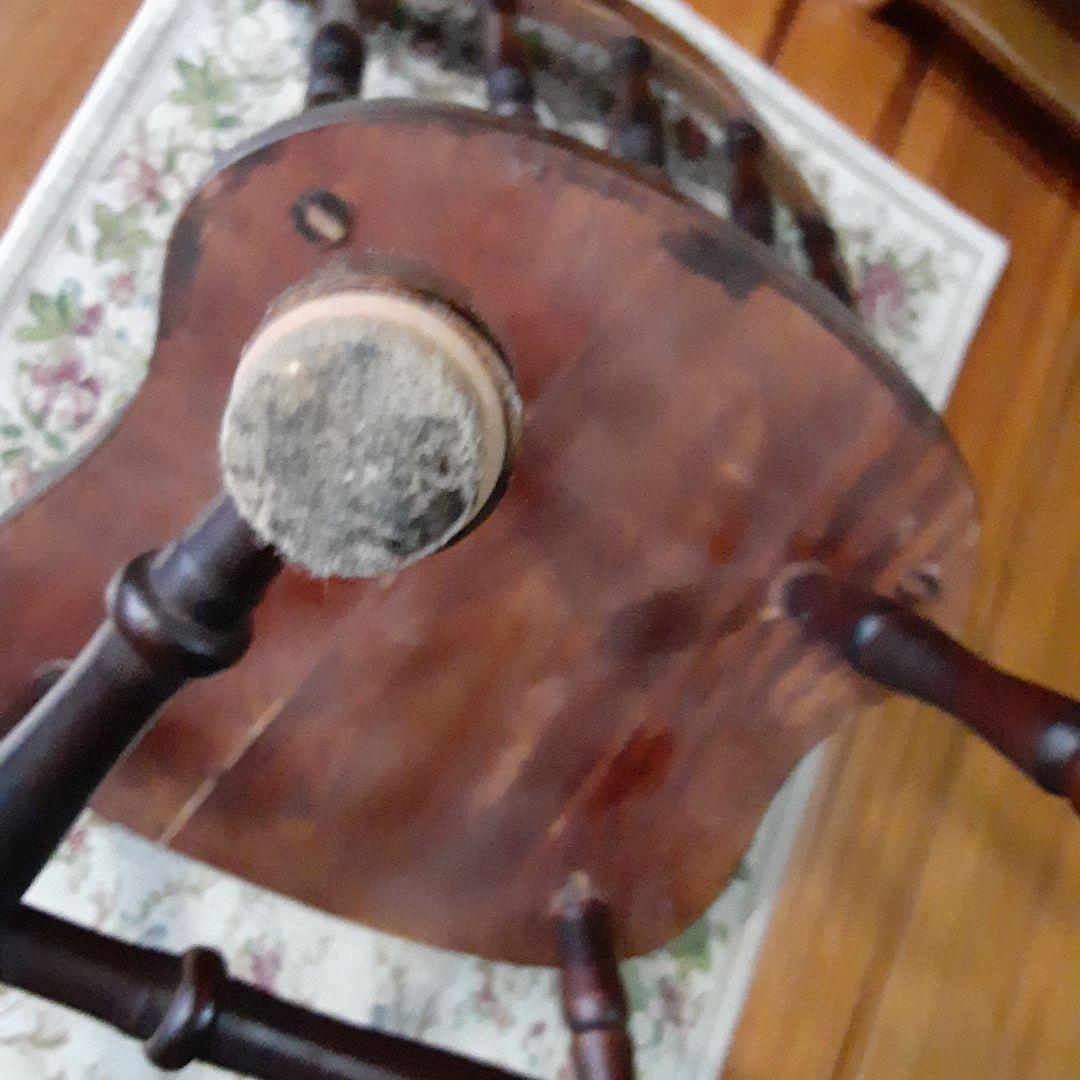 ダークブラウン スピンドルバック椅子 2脚