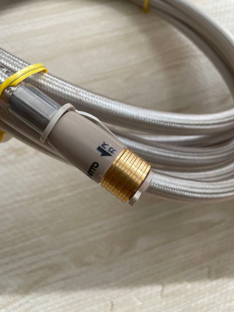 ガスファンヒーター 本体　説明書　別売の接続ホース付き　ジャンク品