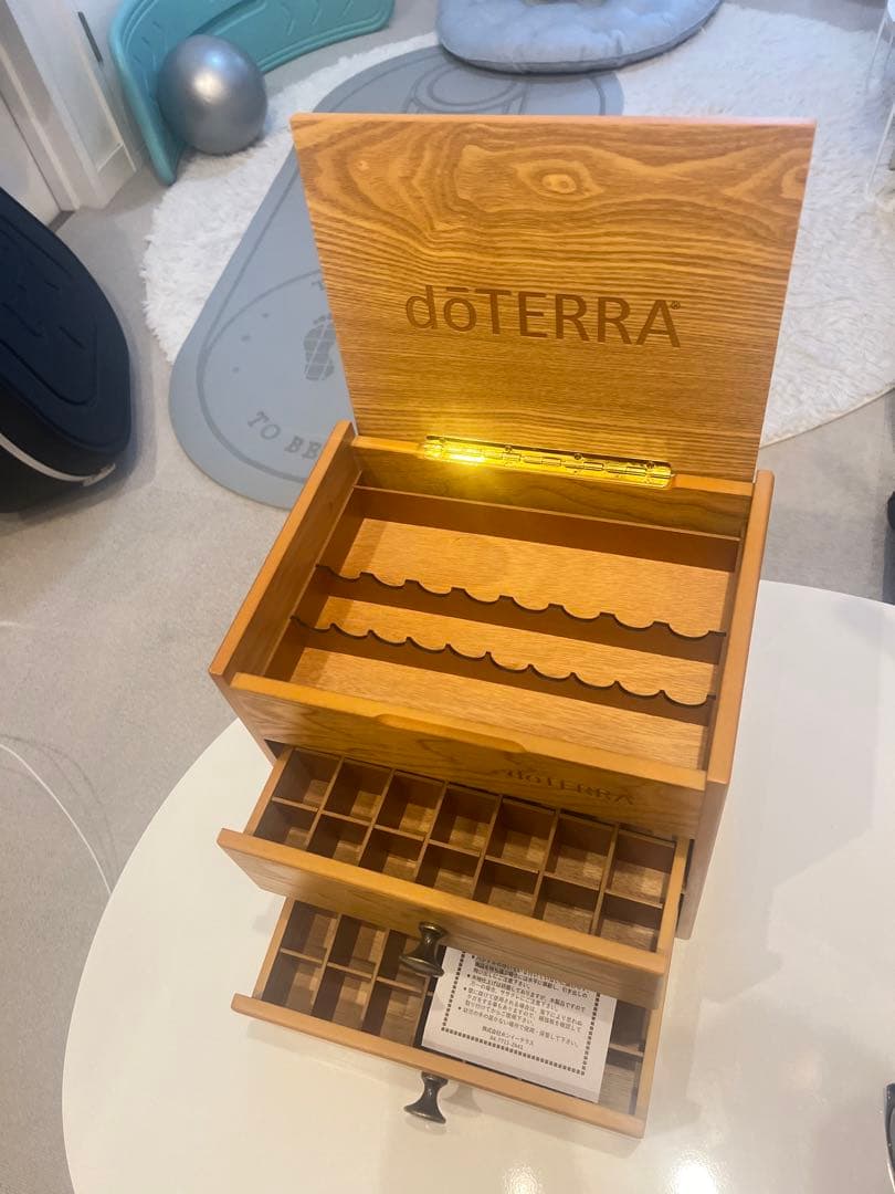 doTERRA ドテラ　ウッドボックス88 アロマオイル収納ボックス