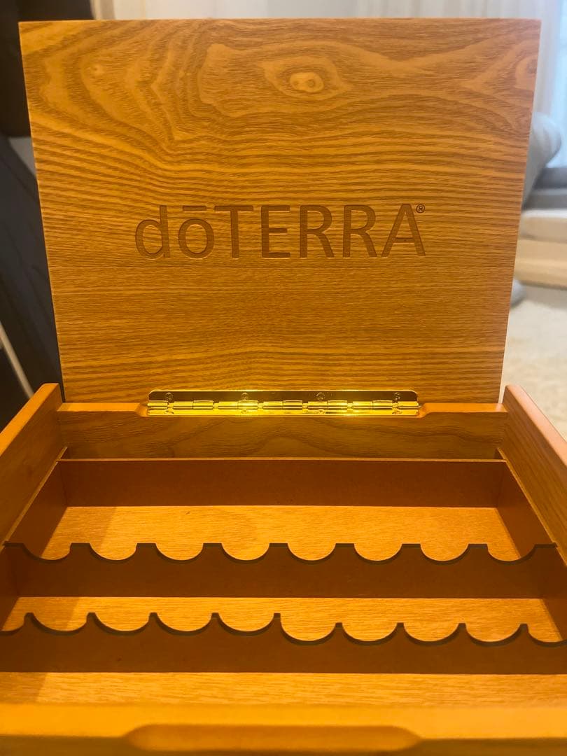 doTERRA ドテラ　ウッドボックス88 アロマオイル収納ボックス