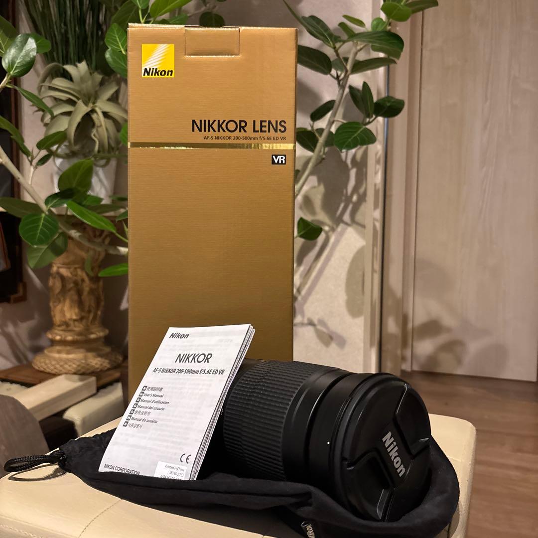 カメラレンズ AF-S NIKKOR 200-500mm レンズプロテクト付き