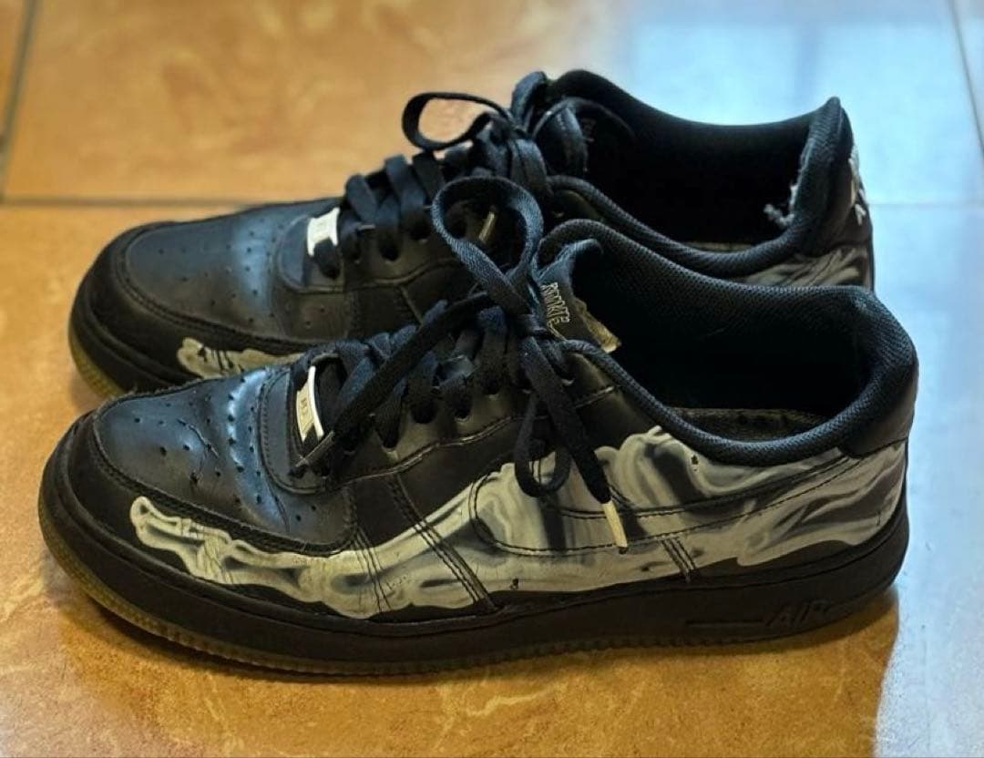 j【希少】Nike ナイキ エアフォース1 ブラックスケルトン 27.5