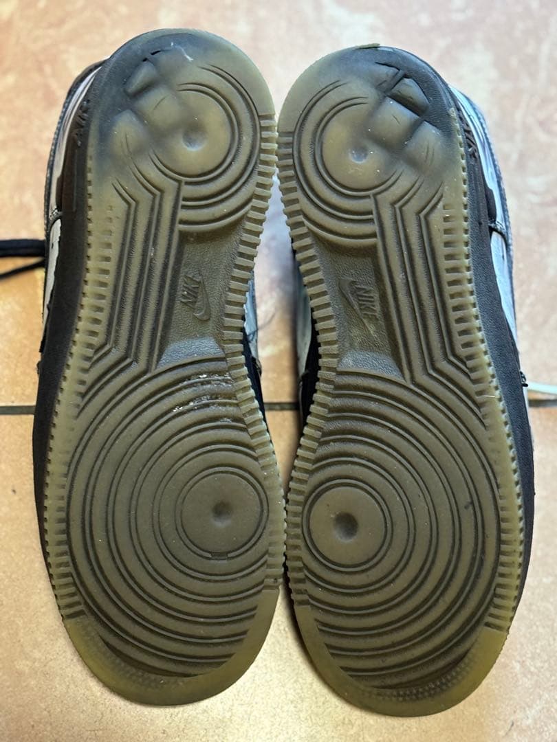 j【希少】Nike ナイキ エアフォース1 ブラックスケルトン 27.5