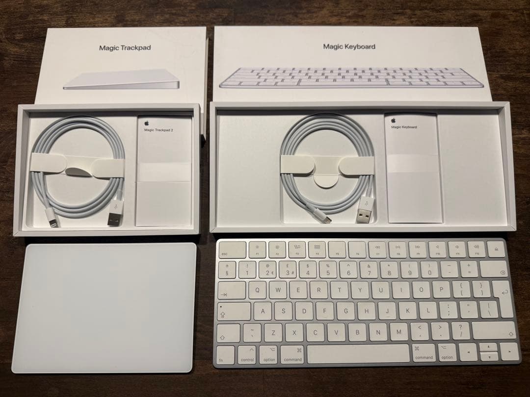 MagicKeyboard（UK） & MagicTrackpad2 セット販売