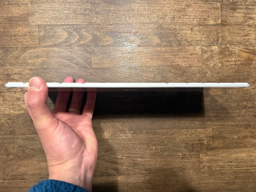 MagicKeyboard（UK） & MagicTrackpad2 セット販売