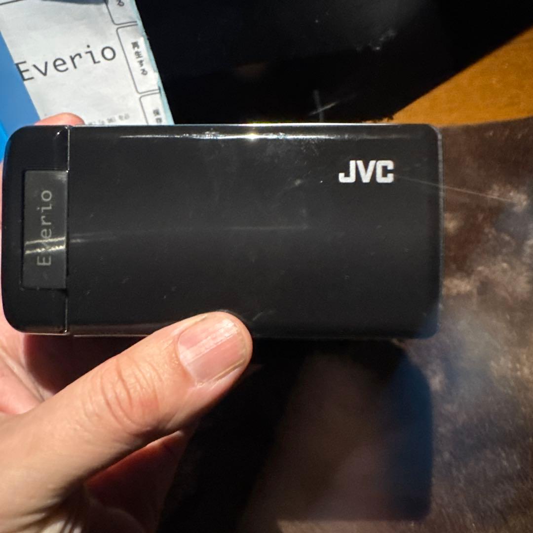 JVC Everio GZ-HM880 ビデオカメラ 本体