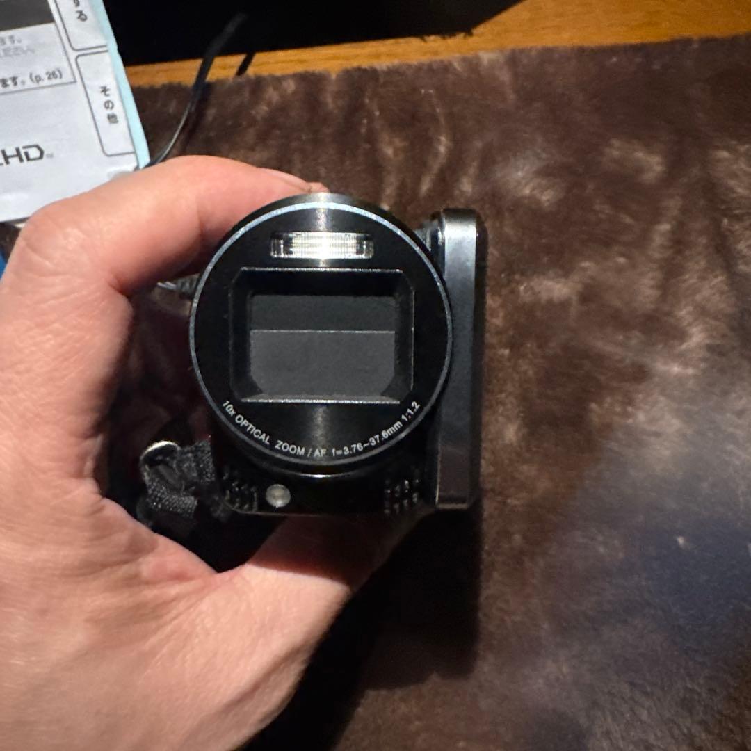 JVC Everio GZ-HM880 ビデオカメラ 本体