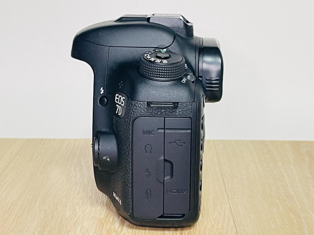 ★美品級★ キャノン Canon EOS 7D Mark II