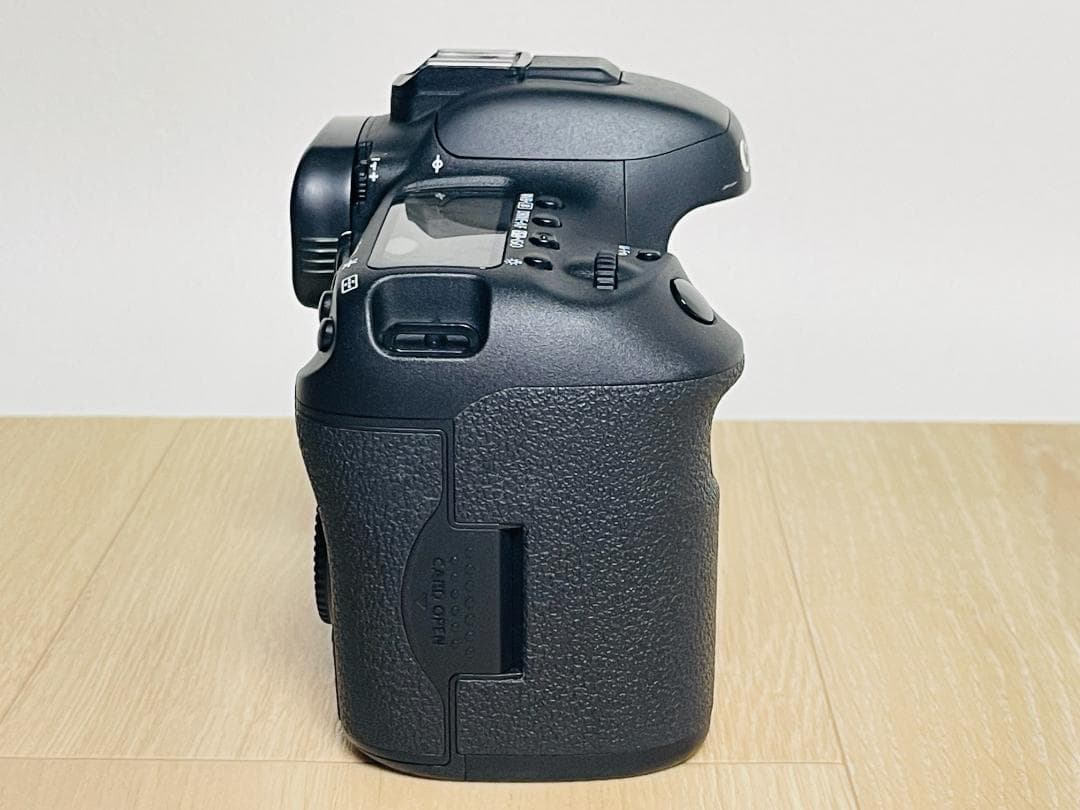 ★美品級★ キャノン Canon EOS 7D Mark II