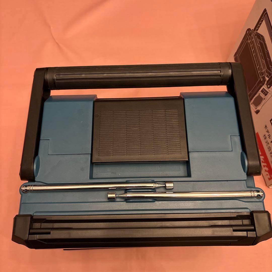 Makita ポータブルテレビ TV100