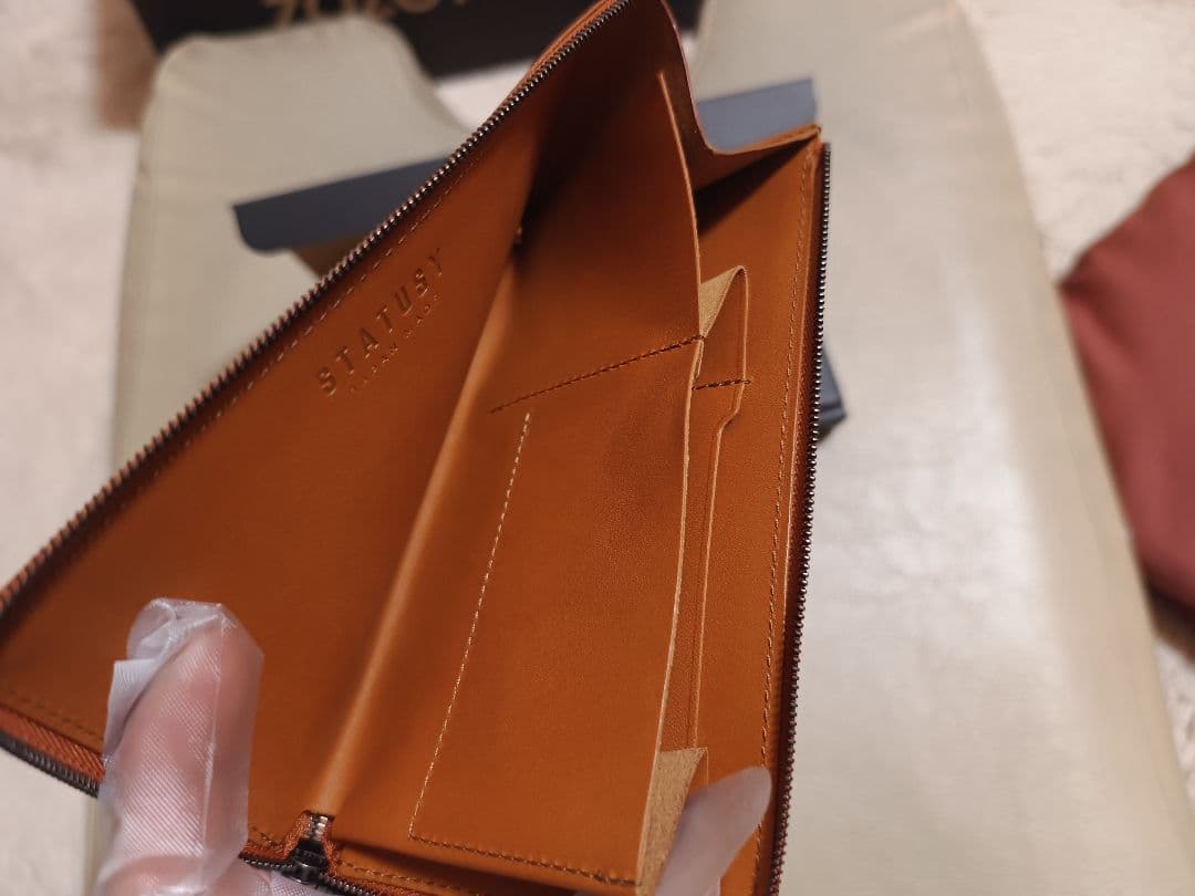 STATUSY il modo Air 長財布 キャメル（左利き用）