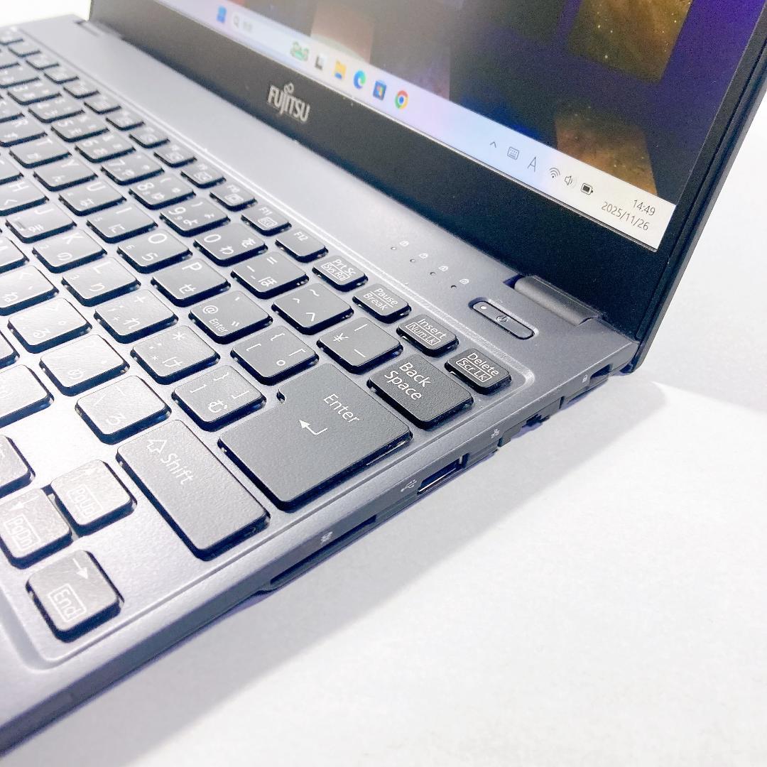 w125✨軽量・超薄型/爆速 SSD新品 /Office付✨すぐ使えるノートPC