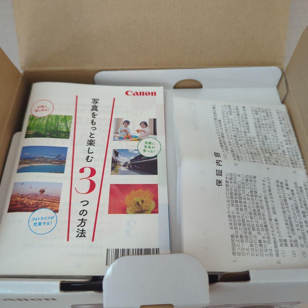 Canon EOS M100 ダブルレンズ 白　ミラーレス　一眼