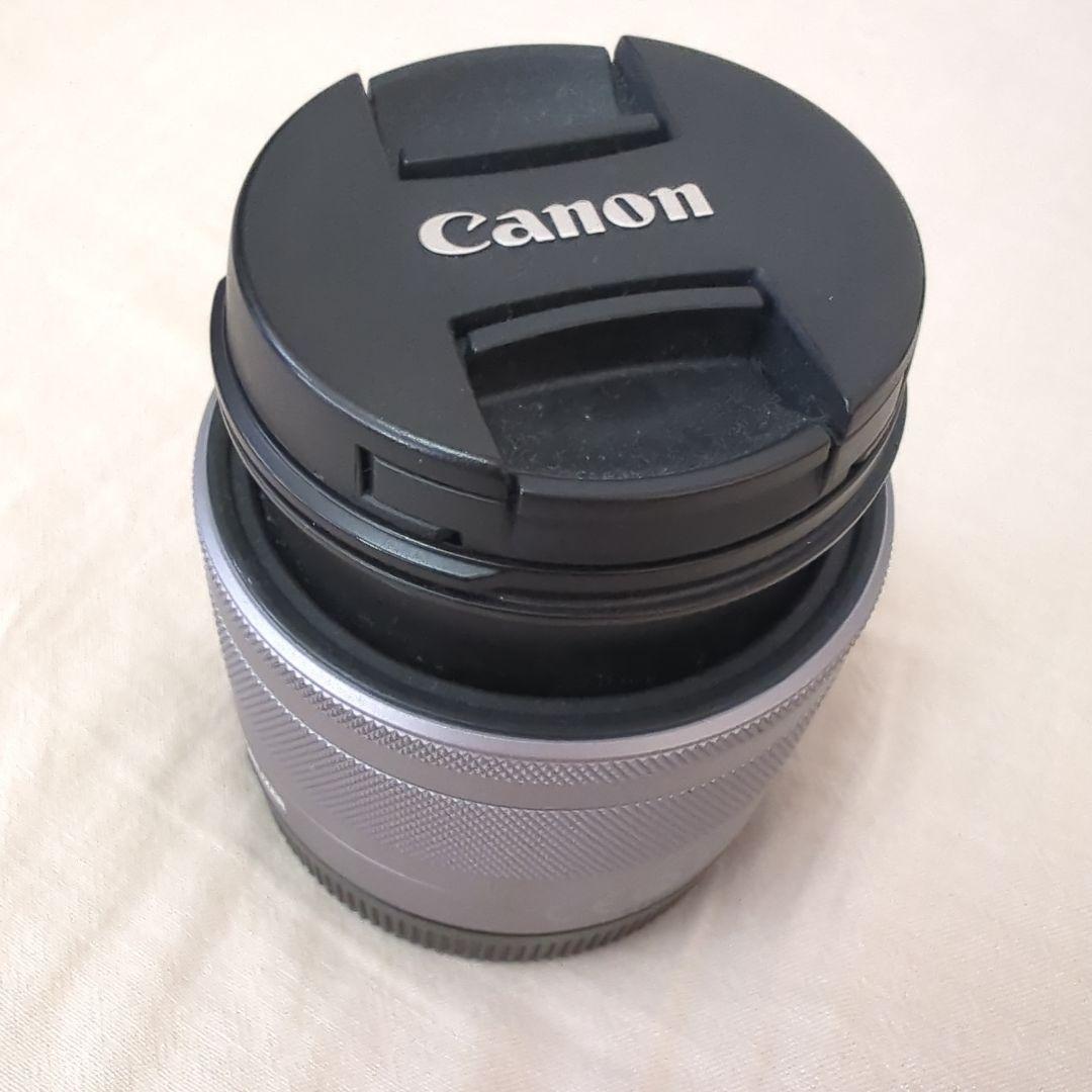 Canon EOS M100 ダブルレンズ 白　ミラーレス　一眼