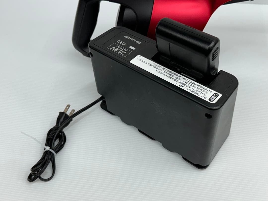 充電器+純正バッテリー付き　シャープ　EC-SR7-P 掃除機　2022年製　赤