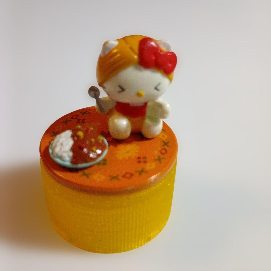 d*7様 平成レトロ★ハローキティ★ ★ペットボトルキャップ 4個セット