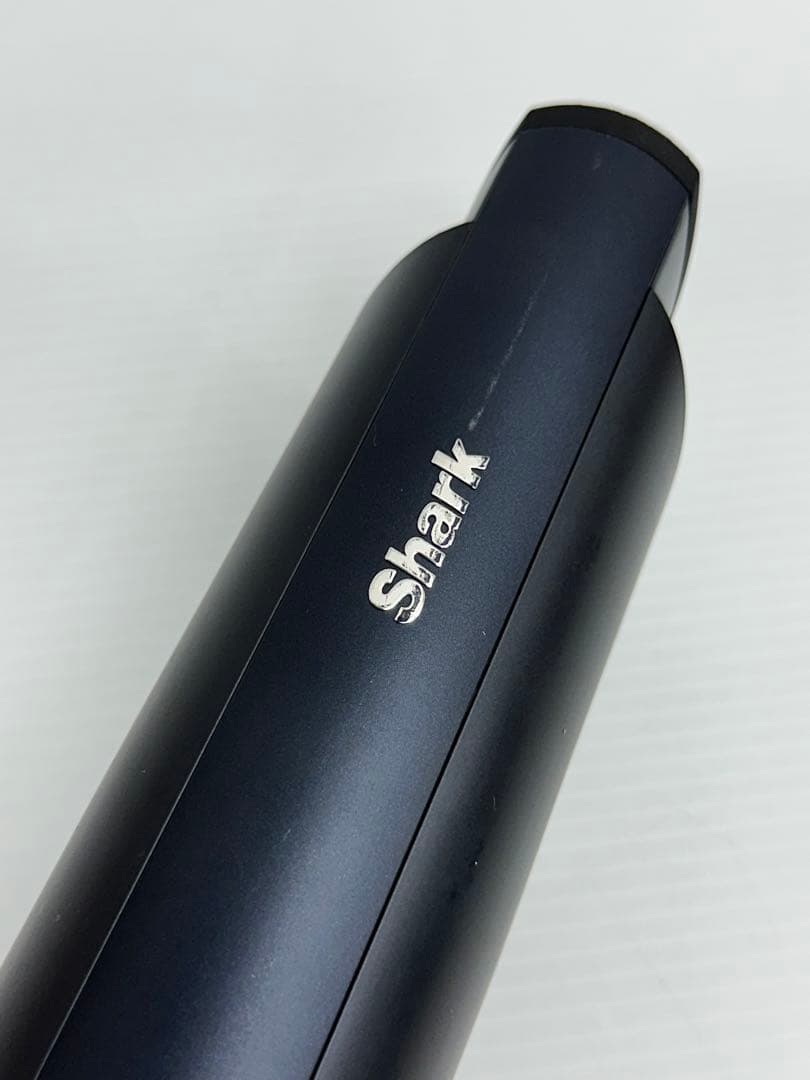 希少　新型　動作保証品　LC301JBK シャーク　掃除機　格安　本体　中古