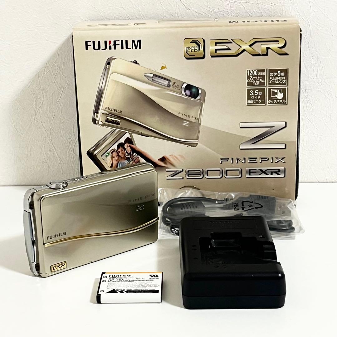 デジタルカメラ FUJIFILM finepix Z800EXR