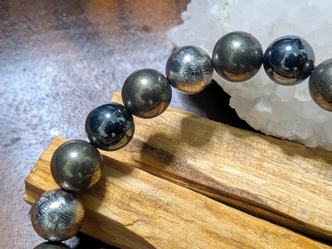 店舗閉店セール☆ギベオン隕石5pcs × ヘマタイト × 黄鉄鉱 ブレスレット