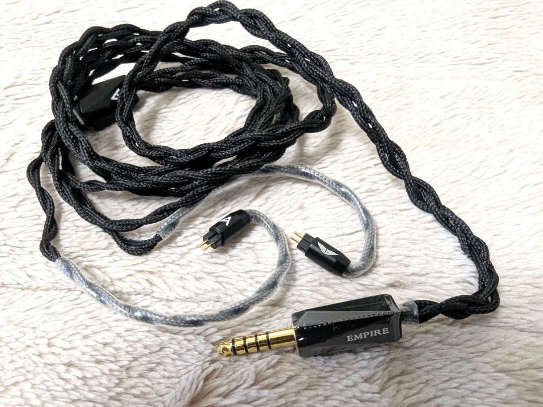 極美品 Astell&Kern Empire Ears NOVUS　79万円