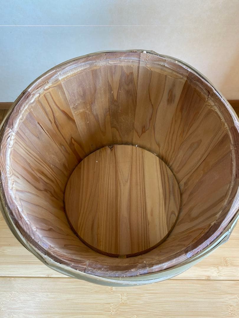 日本酒　一斗樽の空樽