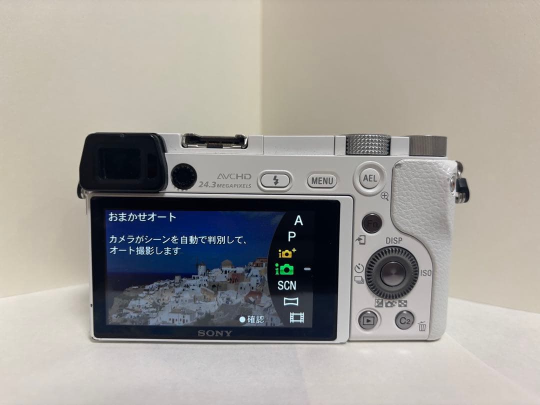 【最終価格】α6000 ダブルズームレンズキット ILCE-6000Y