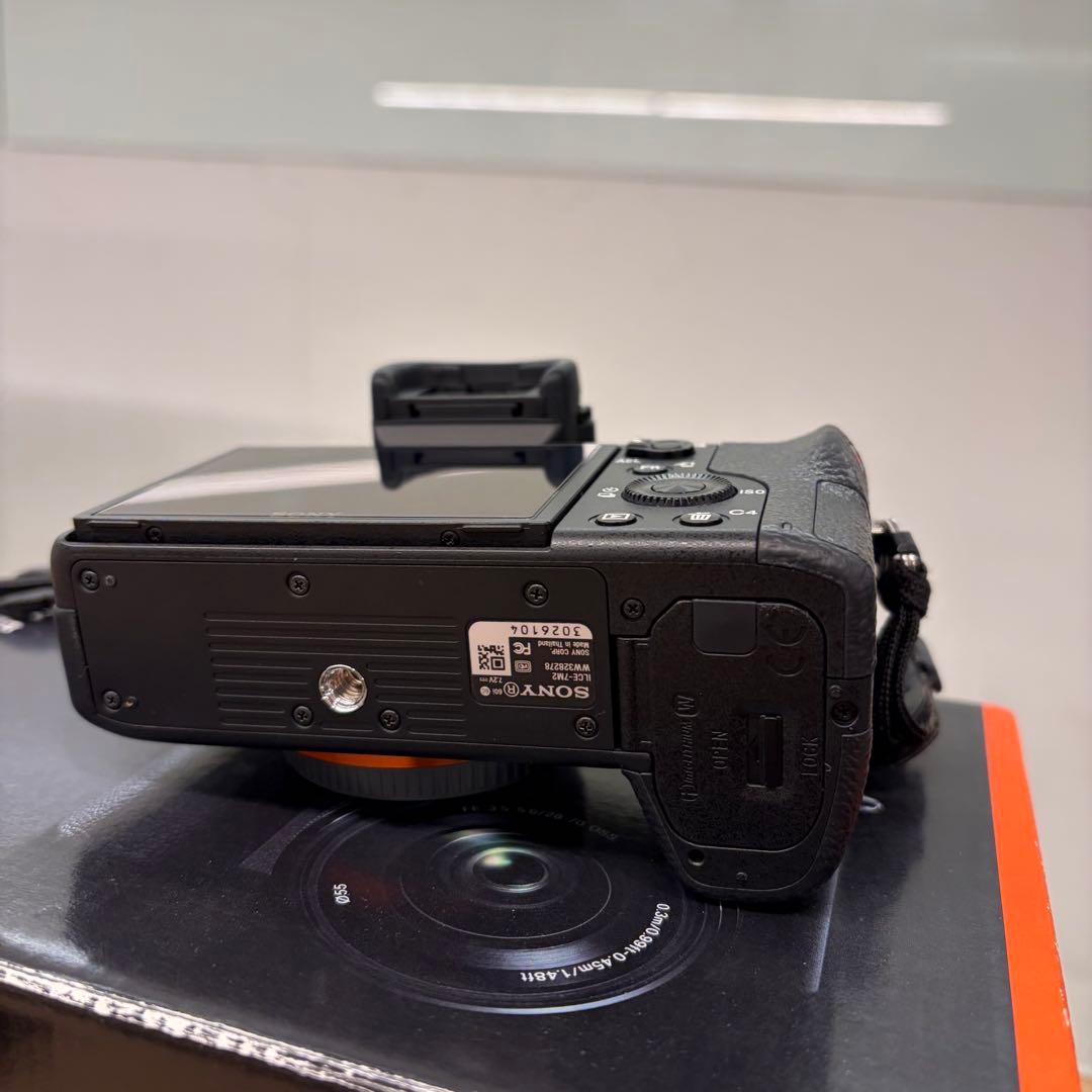 SONY α7 II ILCE-7M2Kズームレンズキット フルサイズミラーレス