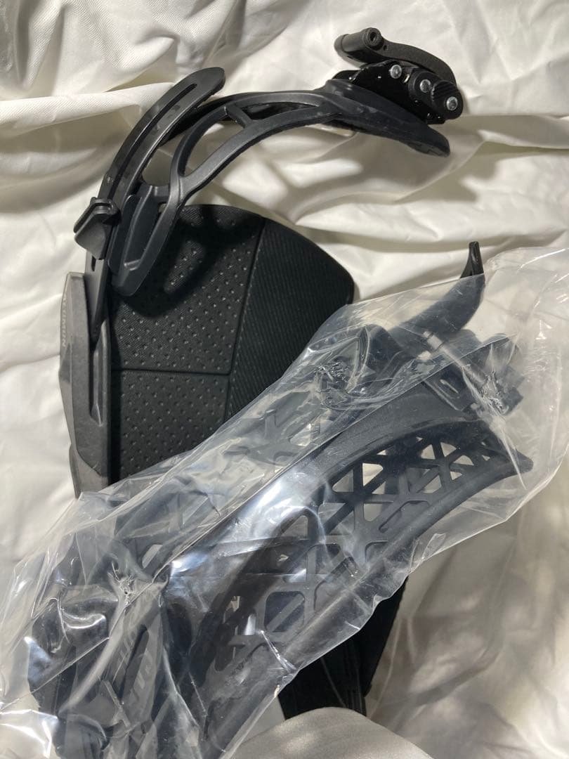 【チッカァ！】新品カーボンSALOMON クォンタムビンディングM