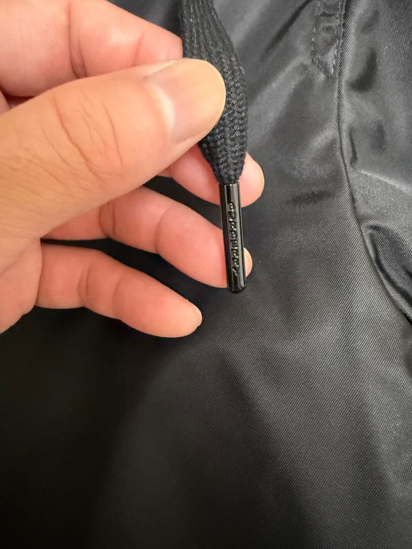 BURBERRY ブラック ナイロンダウンジャケット