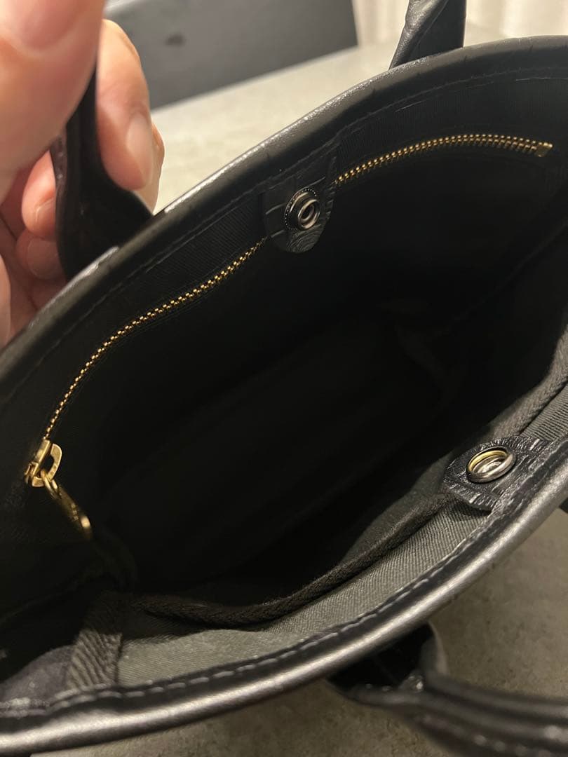 クロコダイル　クロコ型押し　牛皮　姫路産レザー　トートバッグ