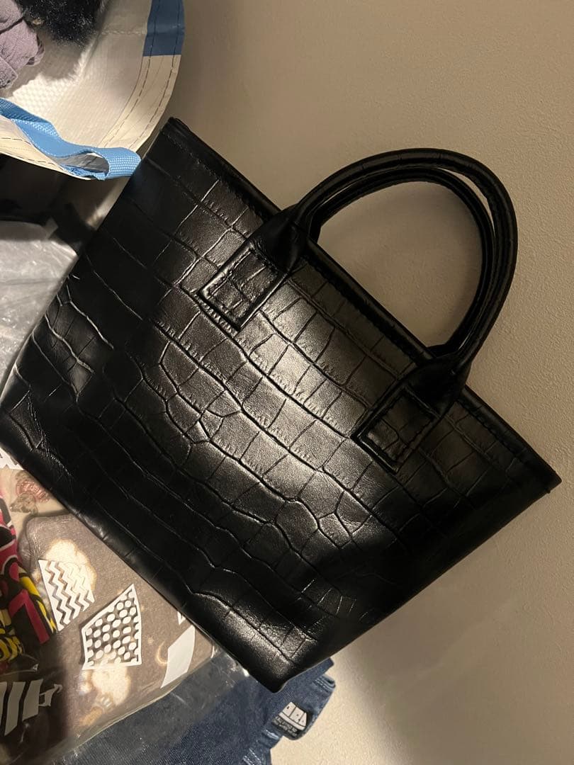 クロコダイル　クロコ型押し　牛皮　姫路産レザー　トートバッグ