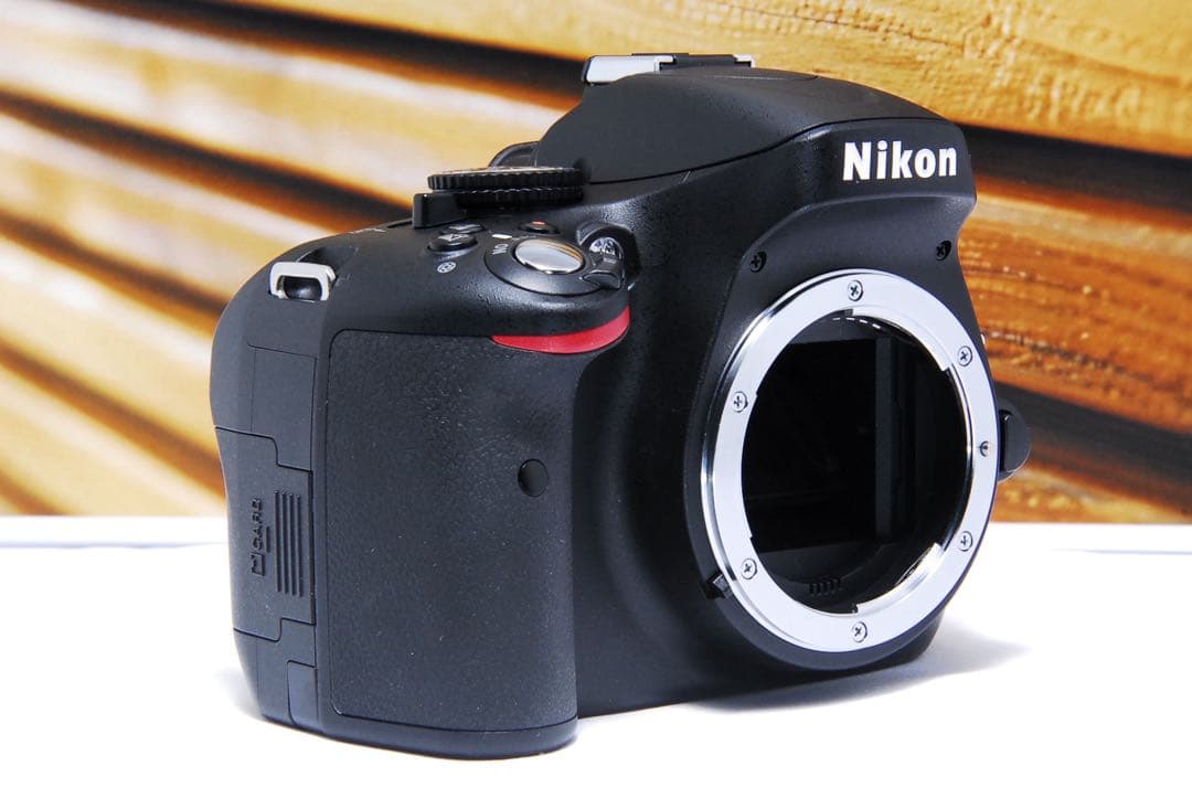 一眼レフ ニコン Nikon D5100 スマホ転送 新品級バリアングル