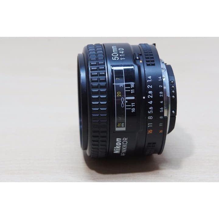 人気 単焦点 Nikon AF 50mm F1.4 D