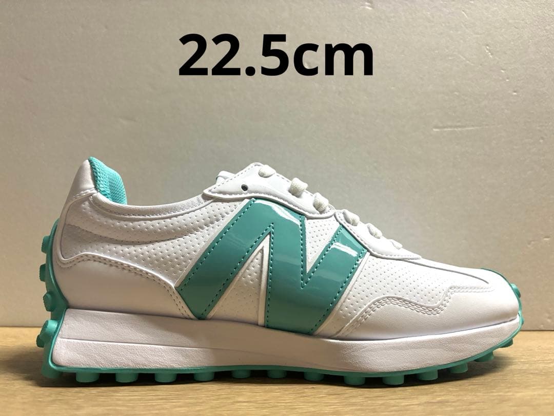 未使用 22.5cm D ニューバランスゴルフシューズ WGS327ACホワイト
