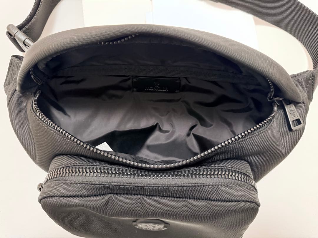 MONCLER モンクレール Durance ボディバッグ ショルダーバッグ